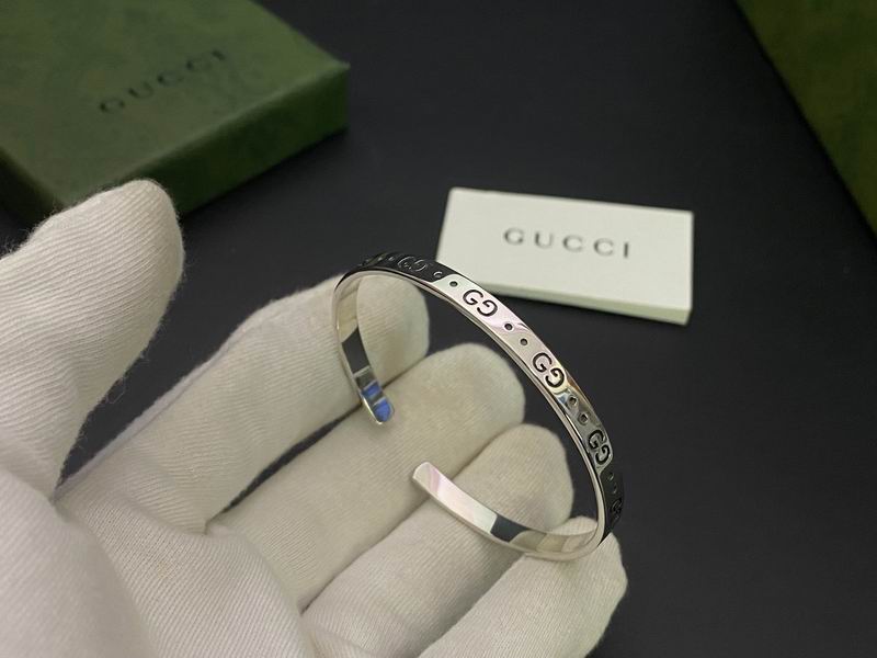 Gucci Bracelet 06yxs16